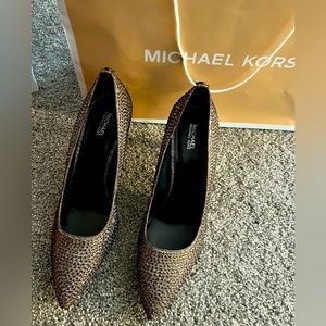 Micheal kors 9.5